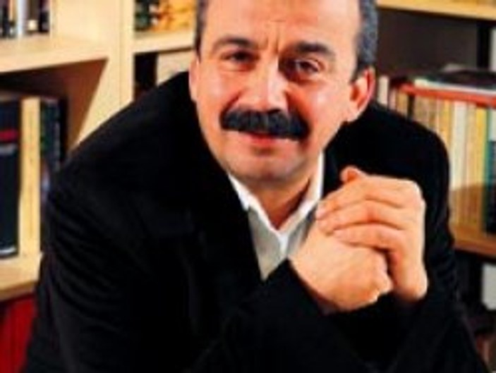 Sırrı Süreyya Önder'in dilinden Meral Okay