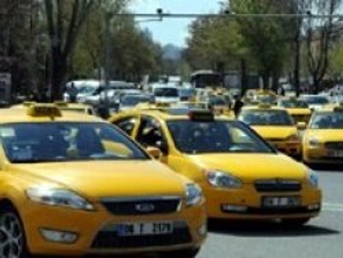 Ankara'da taksiciler kontak kapattı