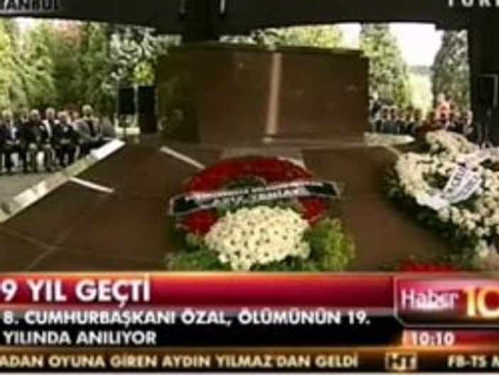 Turgut Özal mezarı başında anılıyor