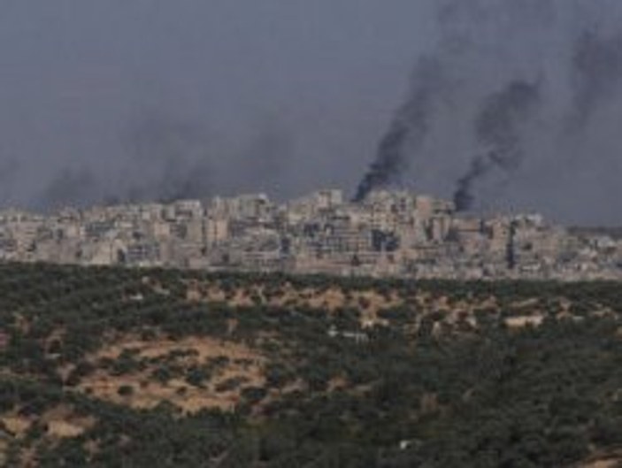 Suriye'nin Hama kentinde patlama 50 asker öldü