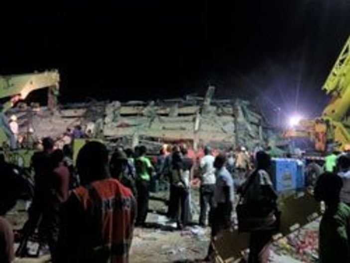 Gana'da alışveriş merkezi çöktü: 2 ölü