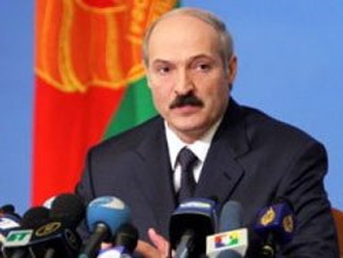 Belarus Batı'ya rest çekti