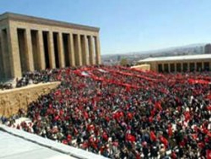 10 Kasım'da Anıtkabir'i kaç kişi ziyaret etti