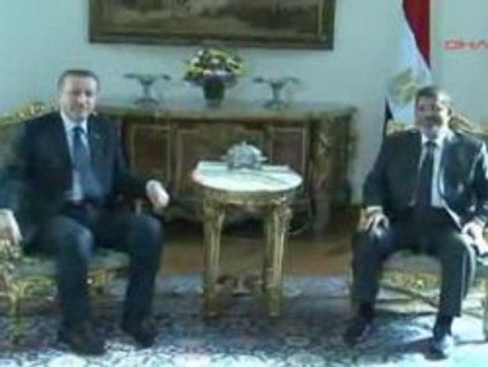 Erdoğan Mursi ile görüştü