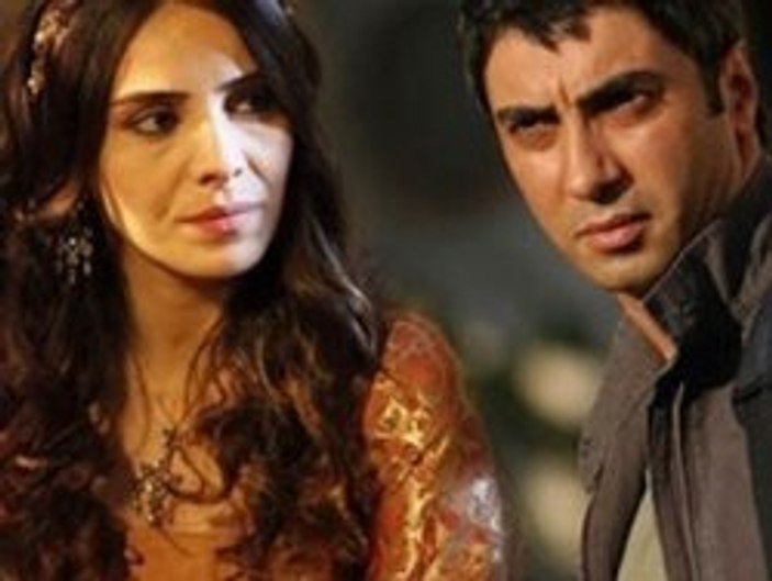 Necati Şaşmaz Nur'la ayrıldığını duyurdu