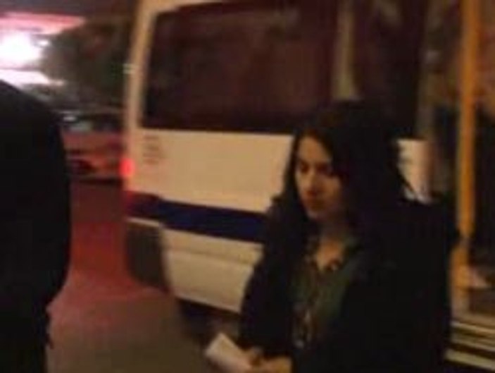 Sanatçı Rojda gözaltına alındı