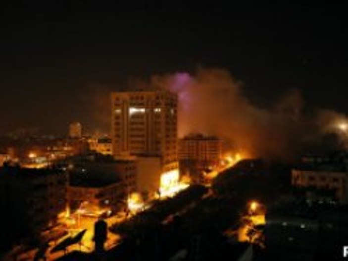 Gazze'ye saldırının bilançosu: 175 ölü 339 yaralı