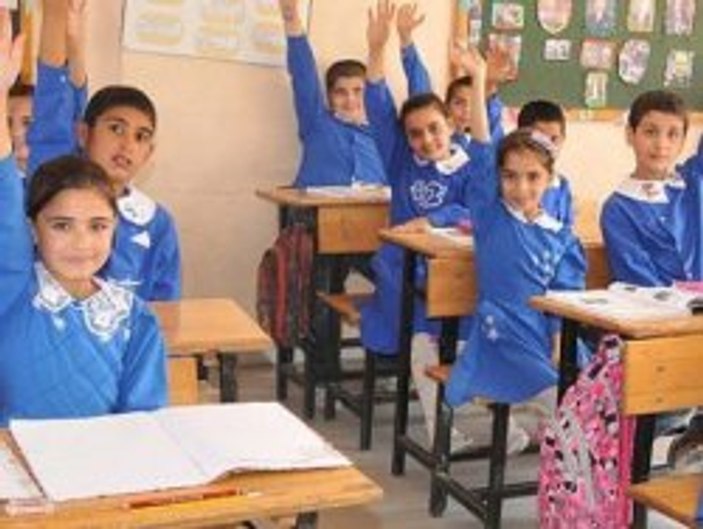 Cumhuriyet'ten 'Korkarım şeriat geliyor' manşeti