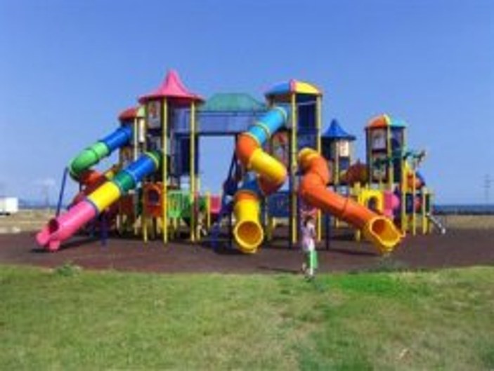 Çocuk parkları zehir saçıyor