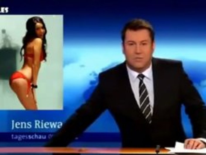 Alman spikerin bikinili kızlarla imtihanı