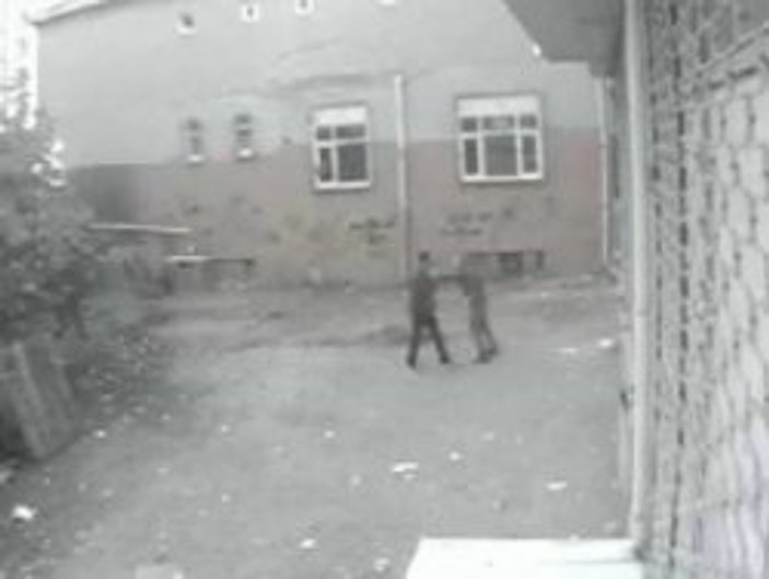 Bağcılar'da tinerci dehşeti kamerada - izle