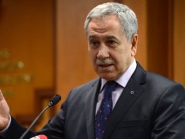 Bülent Arınç twitter yasağını deldi