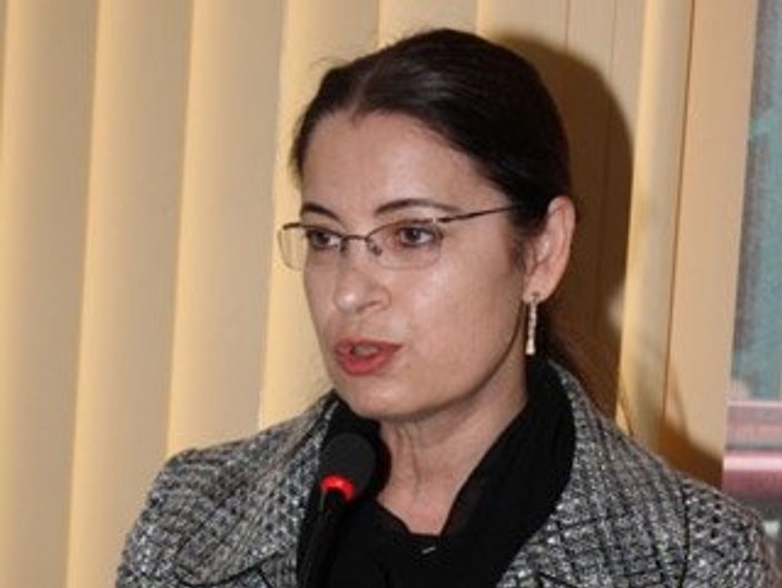 Bakan İslam: Çocuklar çizgi film yerine kitaba alışsın