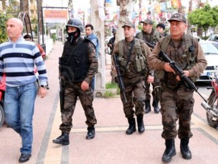 Mersin'de 800 bin liralık banka soygunu