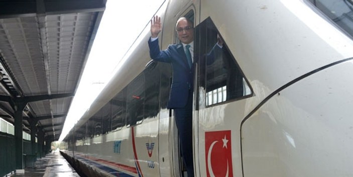 Antalya-İstanbul hızlı trenle 4,5 saate inecek