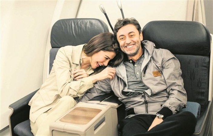 Deniz Akkaya evleniyor