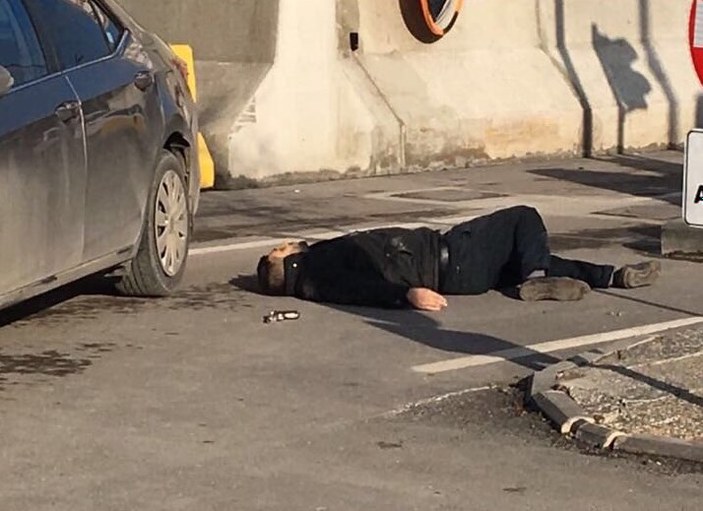 Gaziantep Emniyet Müdürlüğü önünde canlı bomba öldürüldü