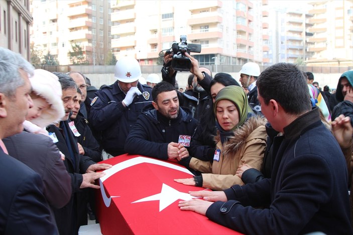 Diyarbakır şehitleri memleketlerine uğurlandı