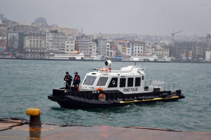 Cani kadın 40 günlük bebeğini denize attı