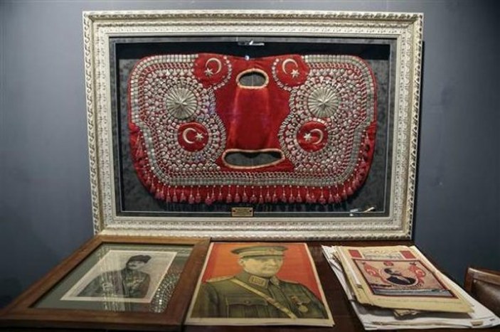 Atatürk'ün Latife Hanım'a hediye ettiği eyer satışta