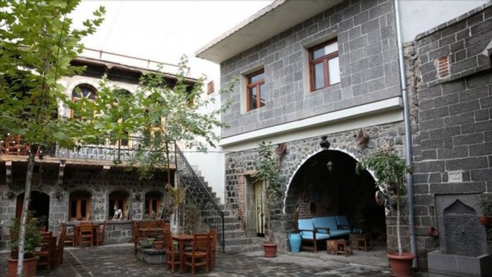 Tarihi Diyarbakır evleri turizme kazandırılıyor