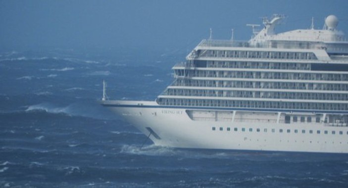 Norveç'te sürüklenen geminin içinden görüntüler