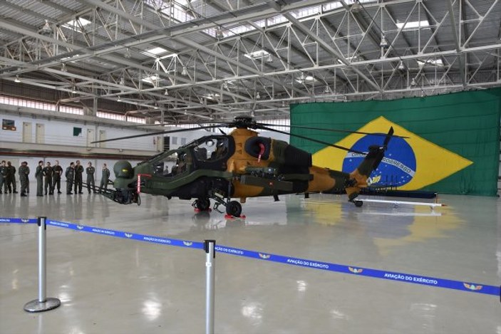 Türk helikopteri Atak, Brezilya'da uçuş yaptı