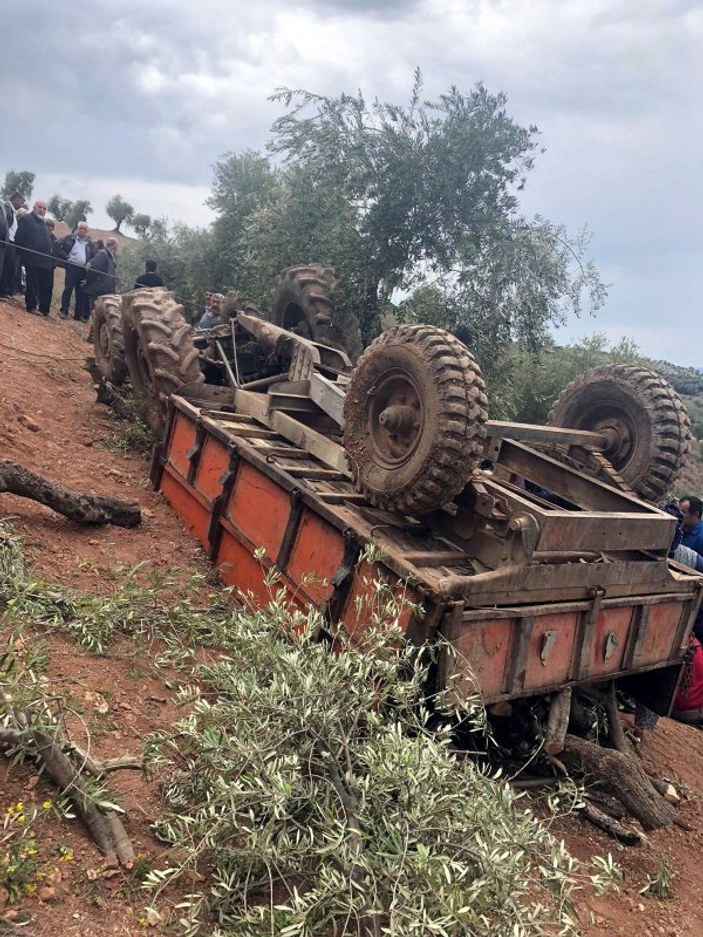 Musabeyli'de traktör devrildi: 1 ölü