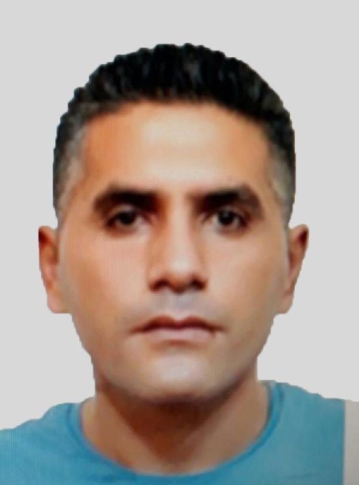Narkozun etkisiyle gerçek adını söyleyip yakayı ele verdi