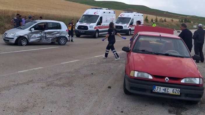 Kırıkkale'de zincirleme trafik kazası: 5 yaralı