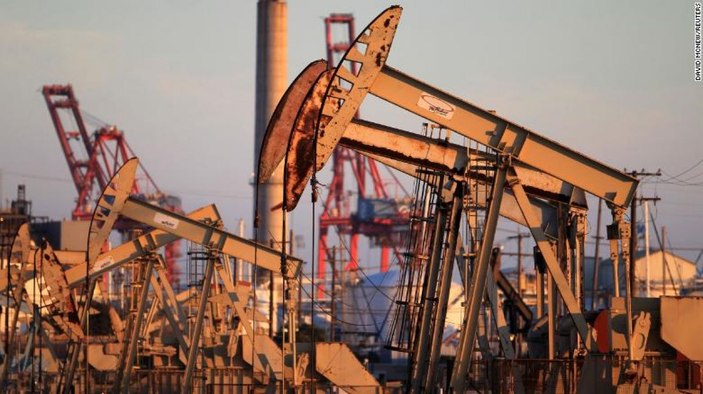 Petrol, 17 yılın en düşüğüne geriledi