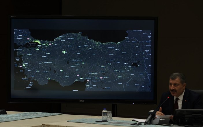 Bakan Koca'dan korona ile mücadelede İstanbul itirafı
