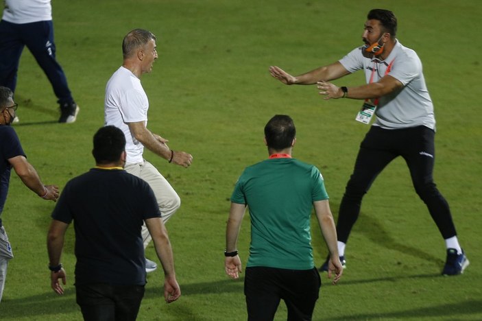 Ahmet Ağaoğlu, Alanyaspor çalışanlarının üzerine yürüdü