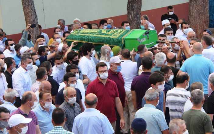 Yazar Asım Gültekin, Amasya'da son yolculuğuna uğurlandı