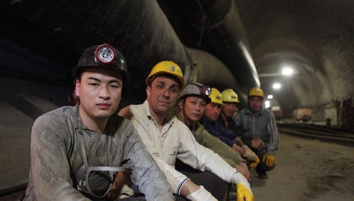 Çin, Uygur Özerk Bölgesi'nde 109 milyar metreküplük doğalgaz rezervi buldu