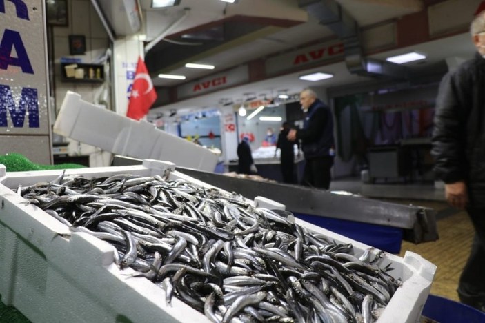 Balık çeşitlendi fiyatlar yükseldi