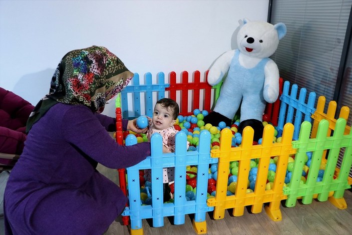 Diyarbakır'da bebeklere jakuzi ve masajla gelişim desteği