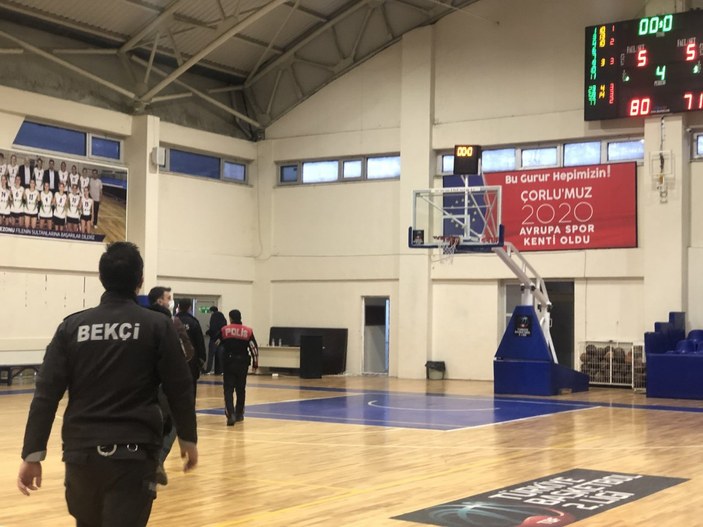 Tekirdağ'da basketbol maçında olaylar çıktı