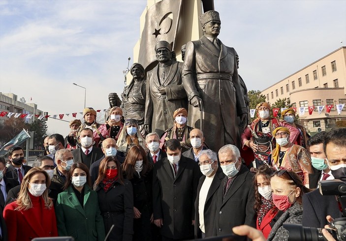 Atatürk'ün Ankara'ya gelişinin anısına yapılan '27 Aralık Kızılca Gün Anıtı' açıldı