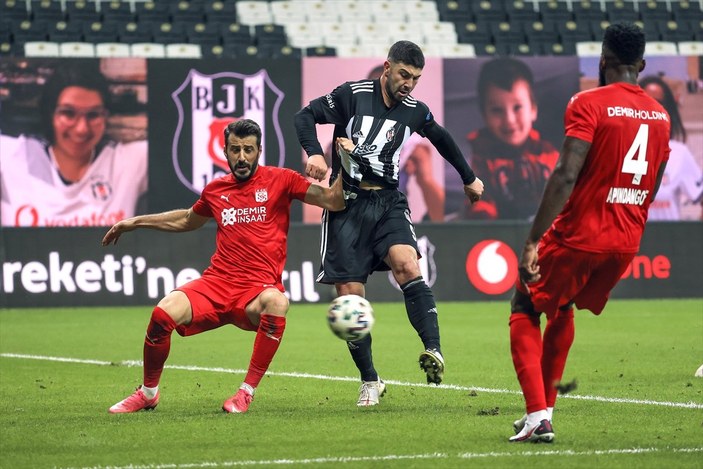 Beşiktaş, Sivasspor'u 3 golle geçti