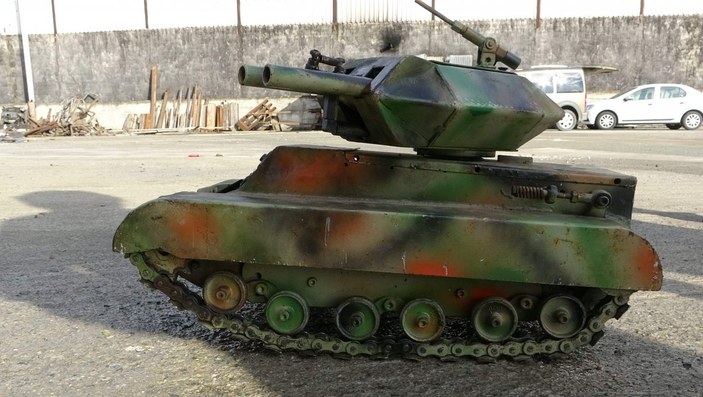 Hurda parçalarından mini tank yapan Trabzonlu