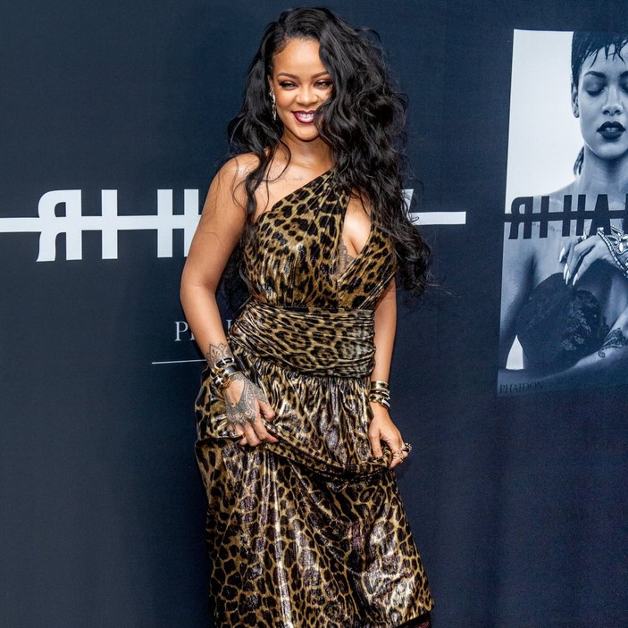 Rihanna ile ASAP Rocky el ele