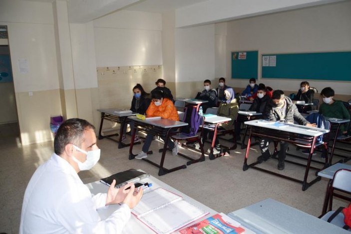 MEB'den liselerde yüz yüze sınav açıklaması