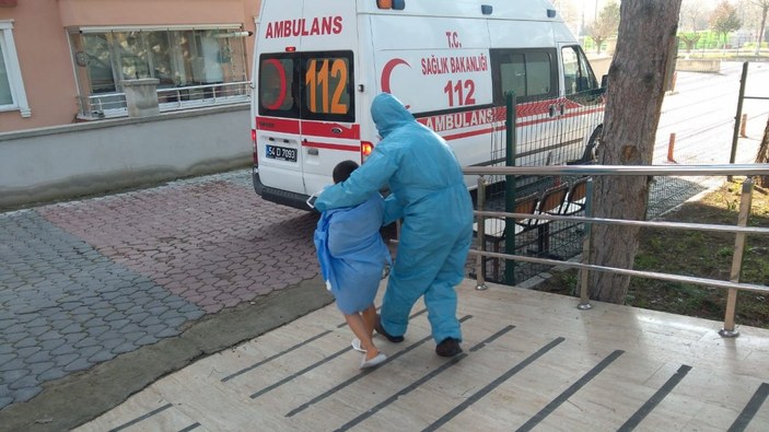 Sakarya’da kimyasal iddiası: 12 kişi hastaneye kaldırıldı