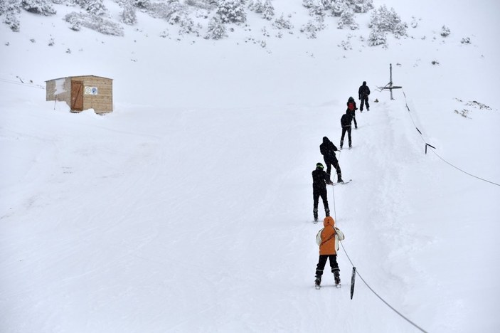 Zigana'da kar keyfi devam ediyor