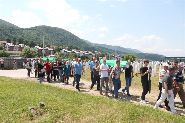 Bosna Savaşı'nın 6 kurbanı daha toprağa verildi