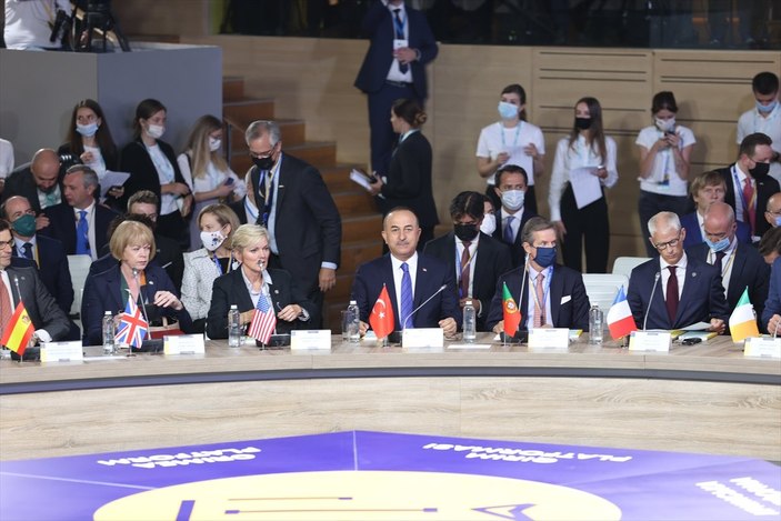Mevlüt Çavuşoğlu: Kırım Ukrayna’dır