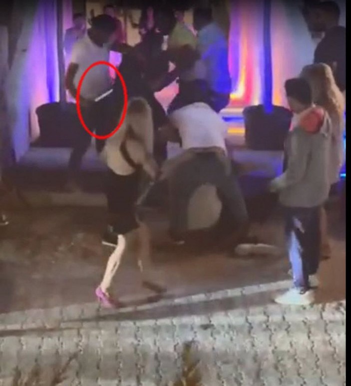 Alaçatı’da cinayet: Gözaltı sayısı 6’ya yükseldi
