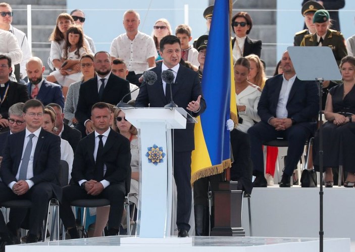Vladimir Zelenskiy'den 'ilhak edilmiş toprakları geri alacağız' sözü