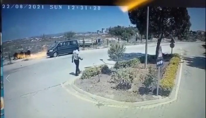 Adana'da güvenlik görevlisi sokak köpeğinin üzerine sıcak su döktü